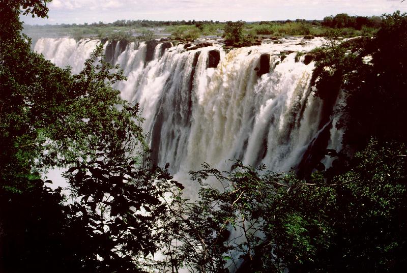 victoriafalls05.jpg