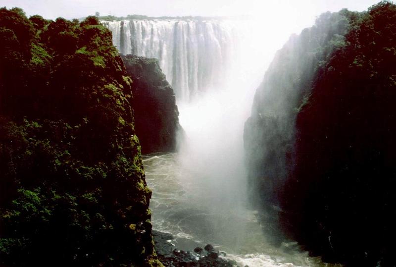 victoriafalls17m.jpg
